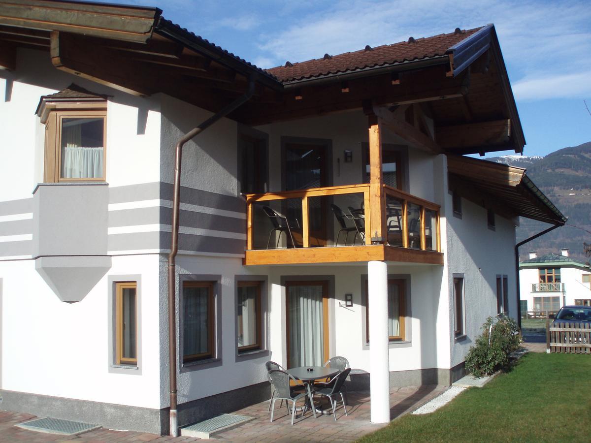 Haus Kathrin Apartment Kaprun Exterior photo